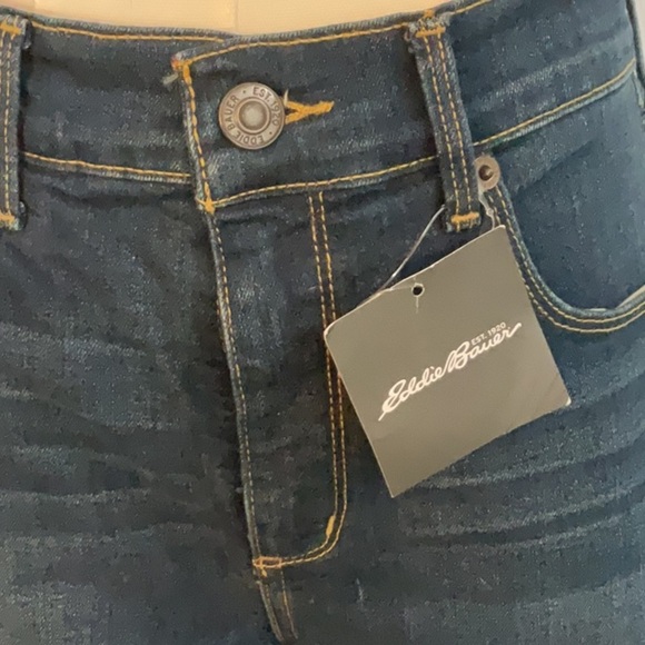 NWT Eddie Bauer Slightly Curvy High rise Size 8 - Picture 2 of 7